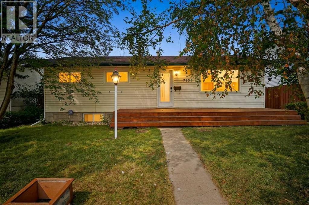 7935 Huntwick Hill Ne, Calgary