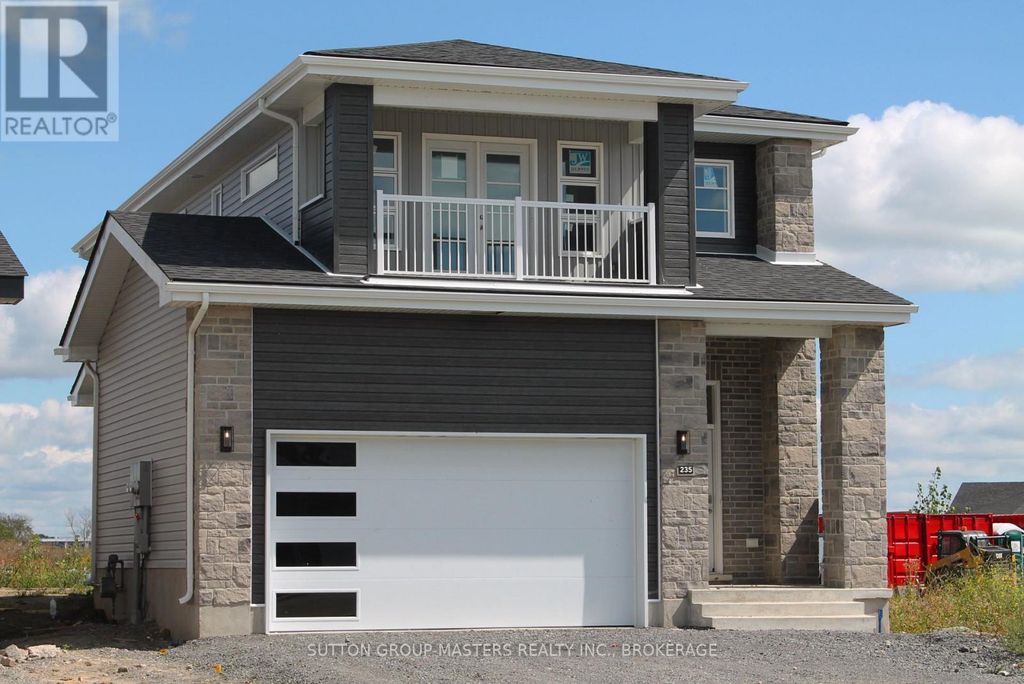 235 Pratt Drive, Loyalist (amherstview)
