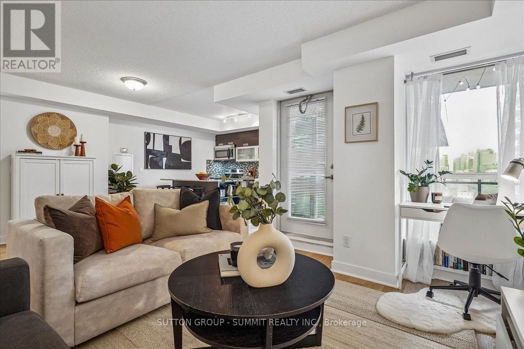 1012 - 100 Western Battery Road, Toronto (niagara)