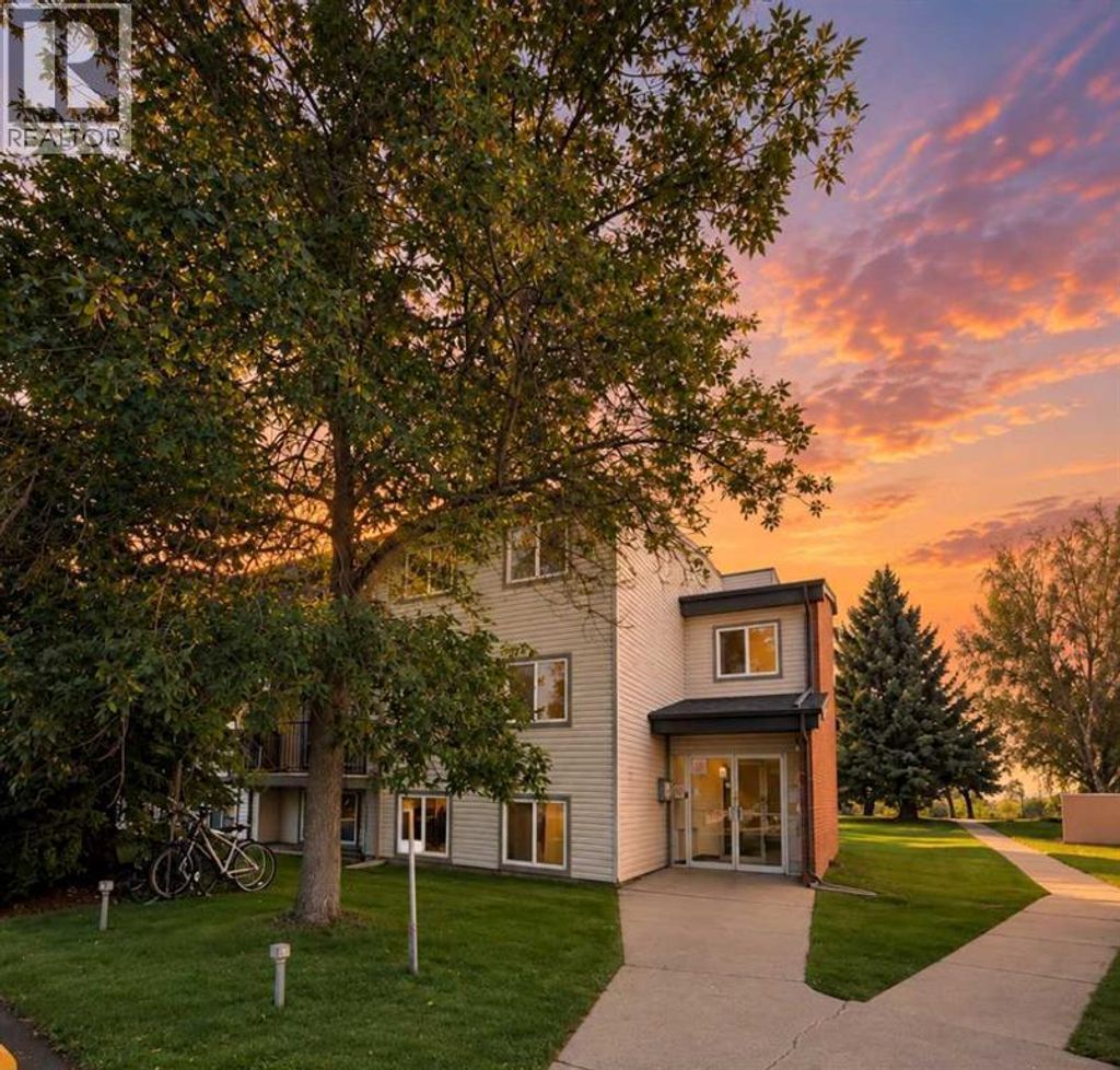 204b, 295 Columbia Boulevard W, Lethbridge