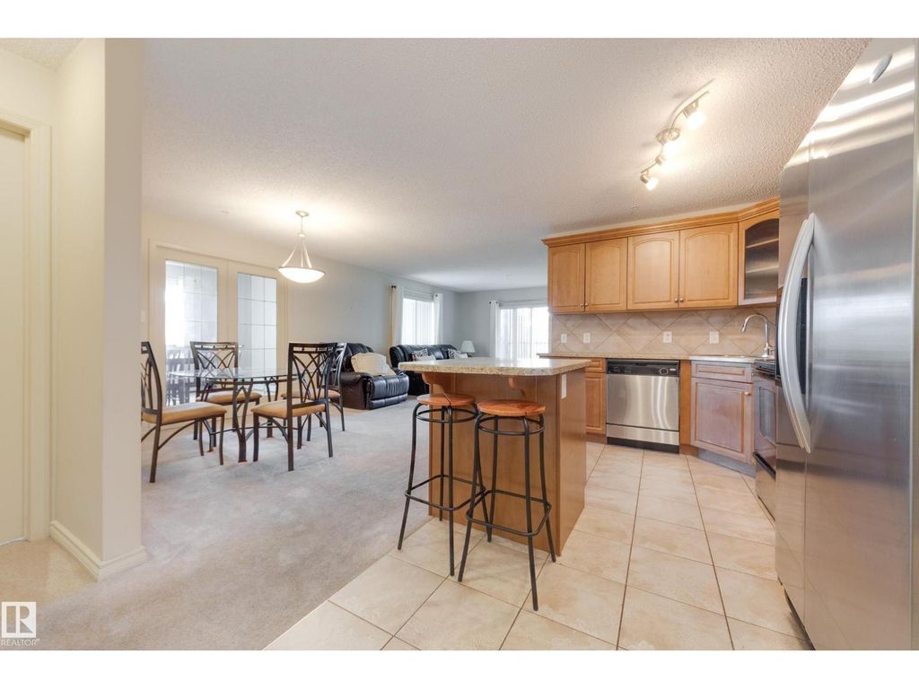 #225 2436 Guardian Rd Nw, Edmonton