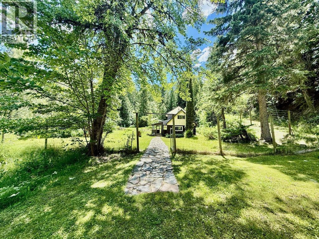 4019 Saunders Road, Passmore