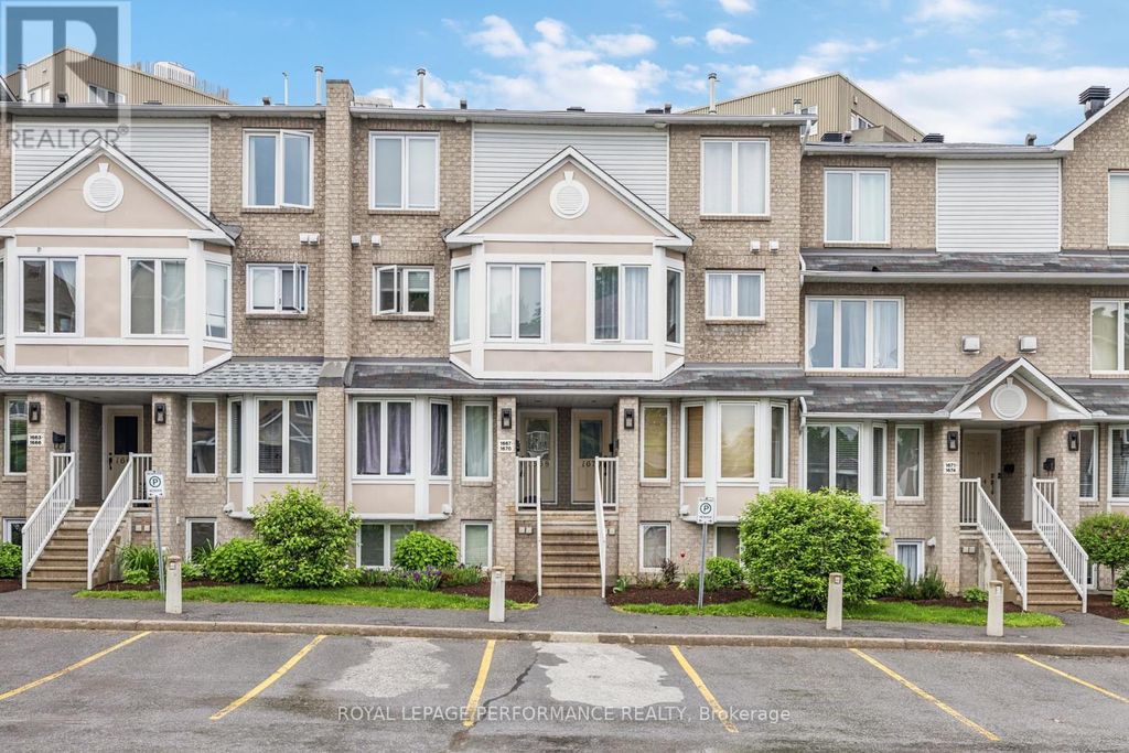 1668 Locksley Lane, Ottawa
