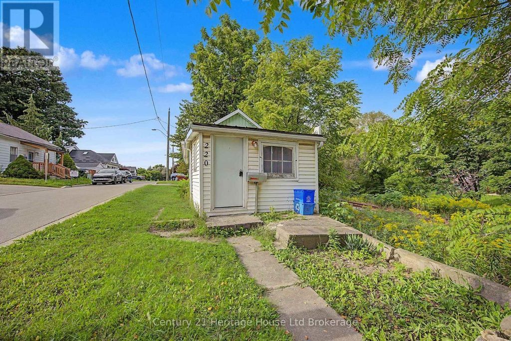 220 King Street W, Ingersoll (ingersoll - South)