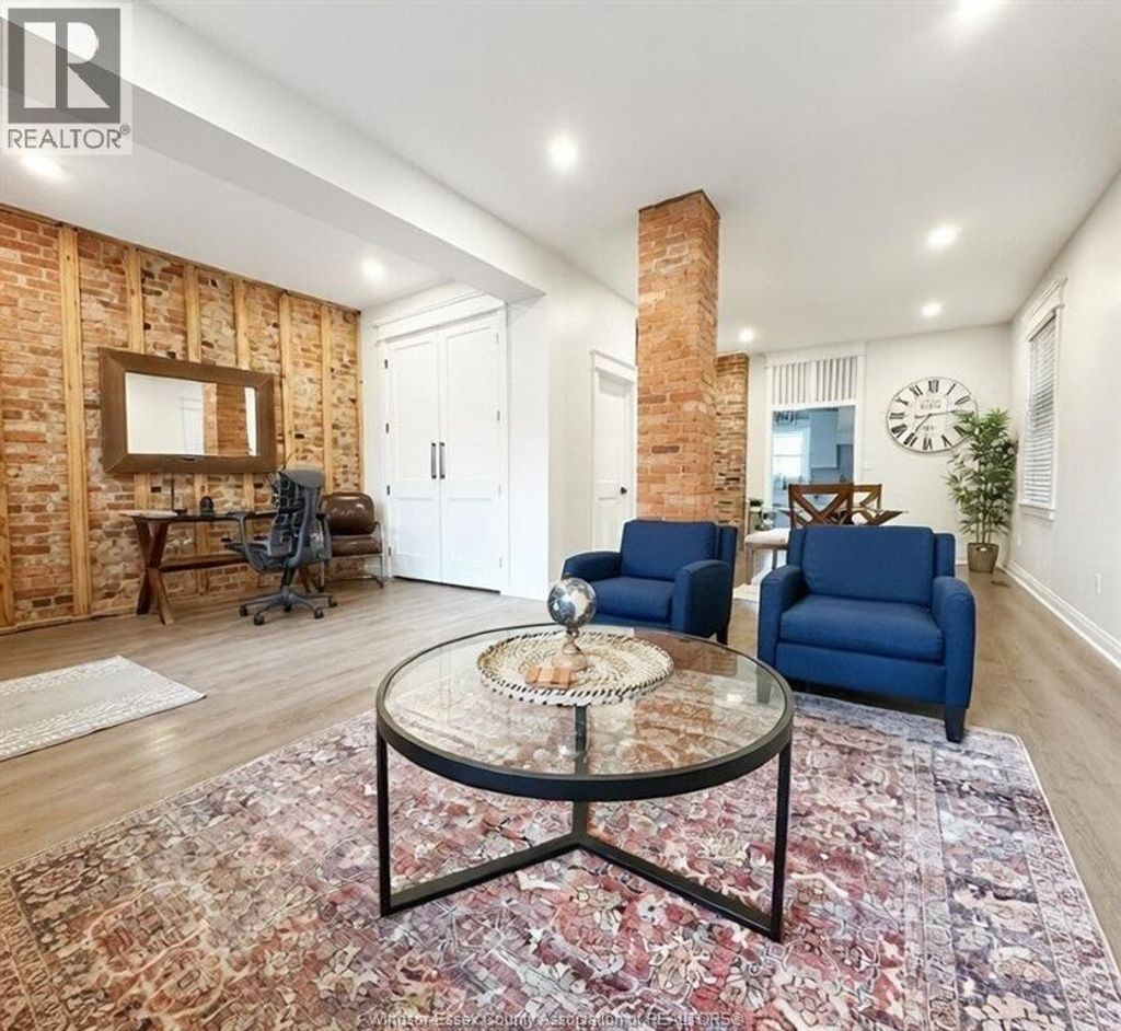 763 Monmouth Road, Windsor