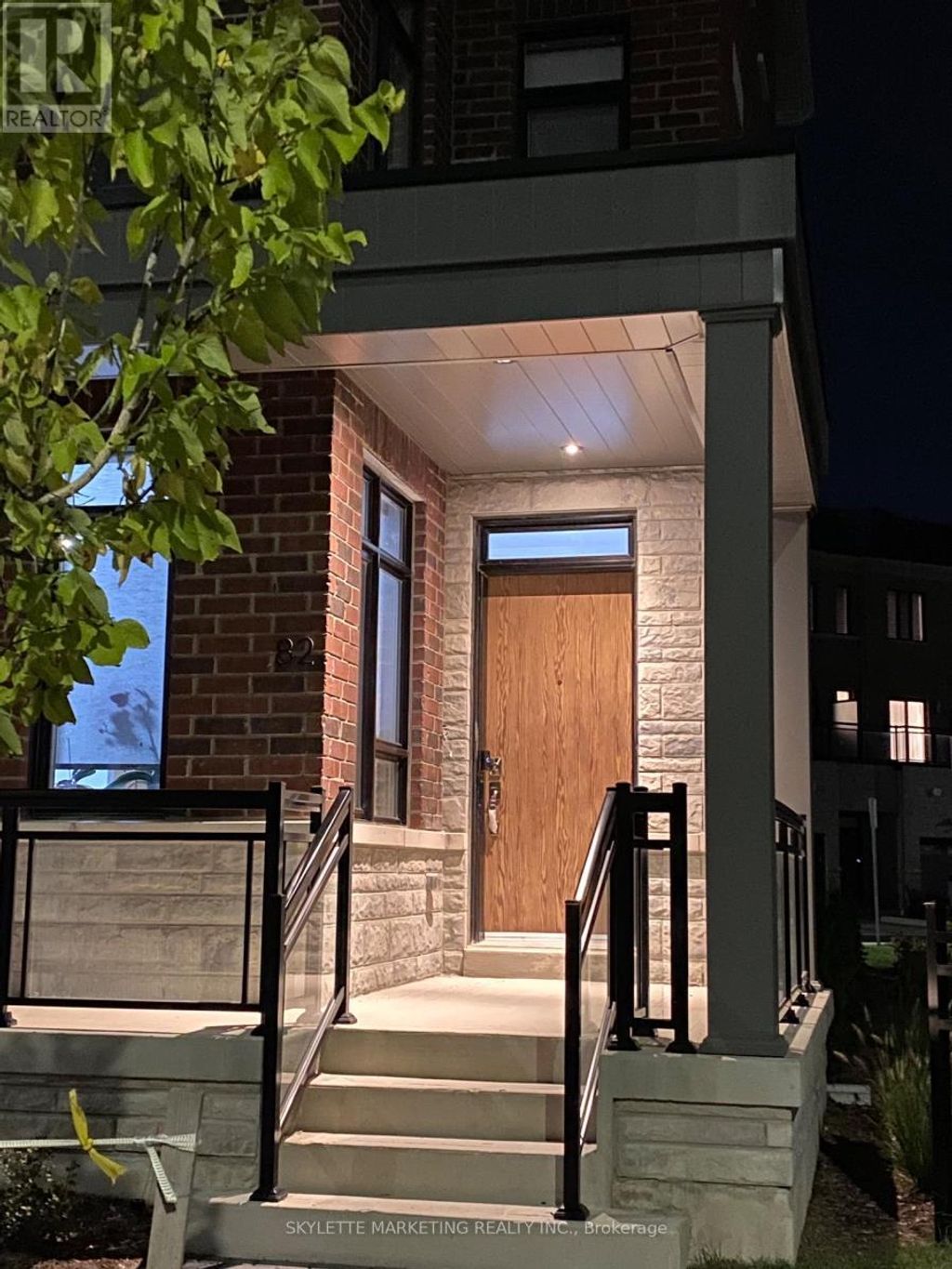 72 - 82 South Park Road, Markham (commerce Valley)
