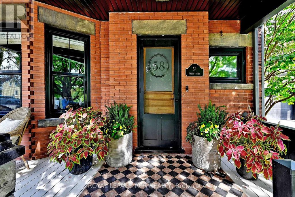 58 Tyler Street, Aurora (aurora Village)