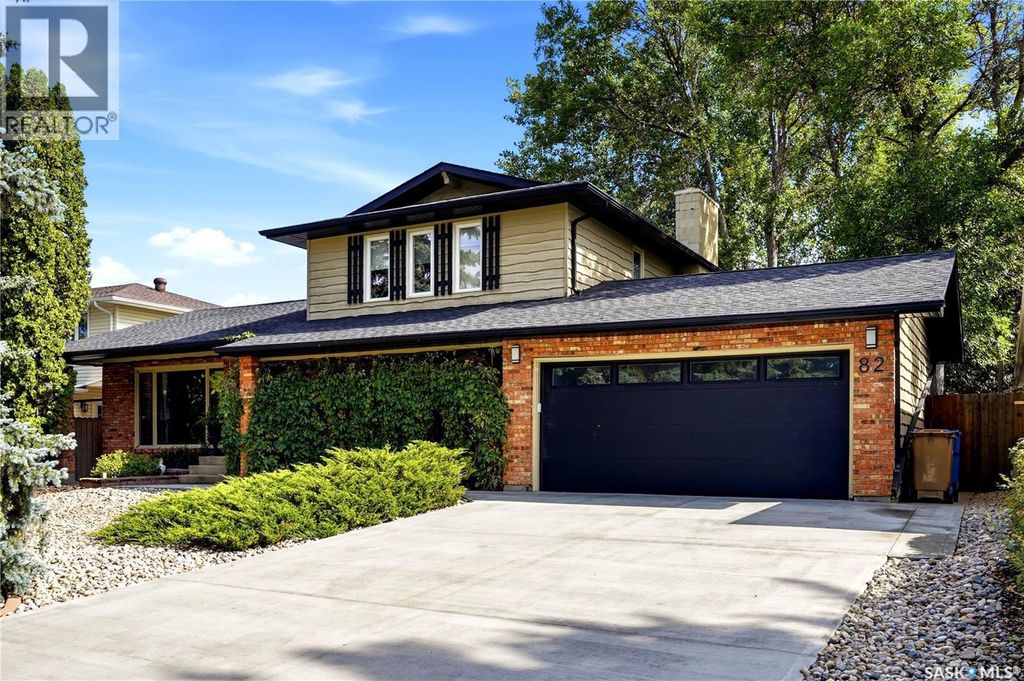 82 Lowry Place, Regina