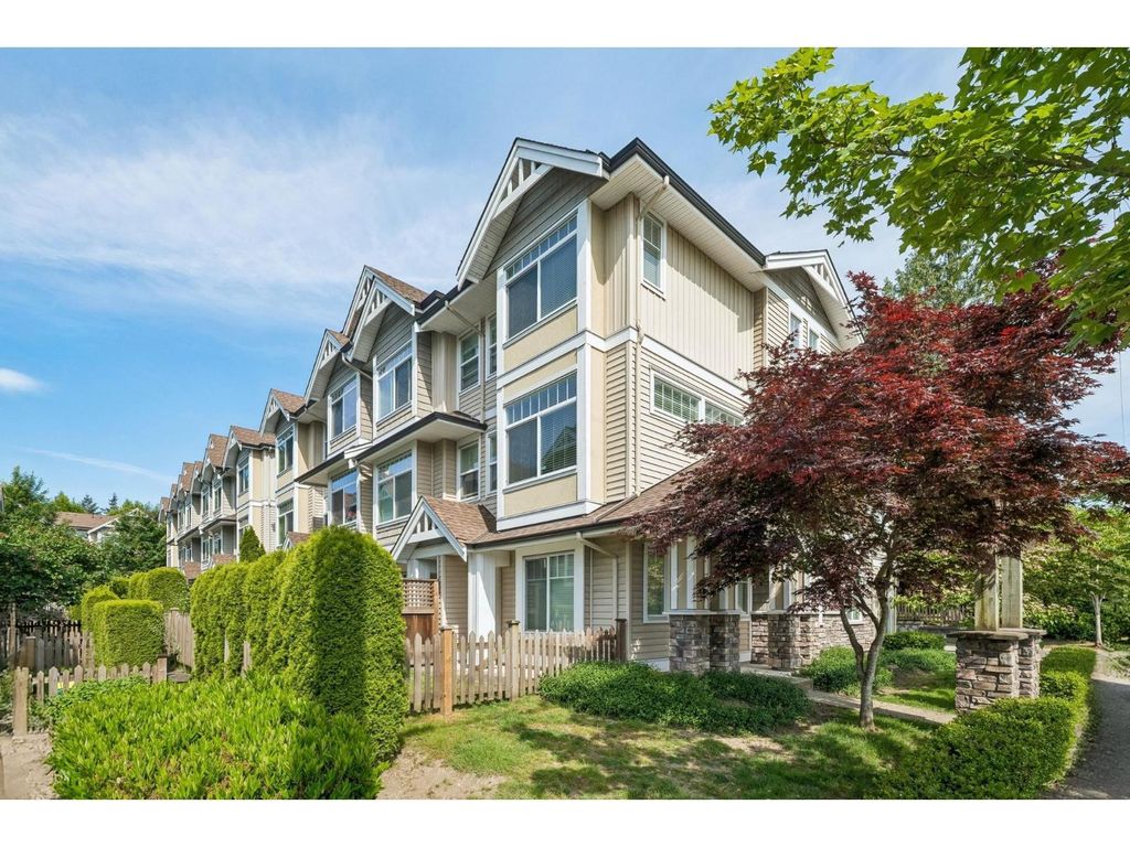 1 8277 161 Street, Surrey