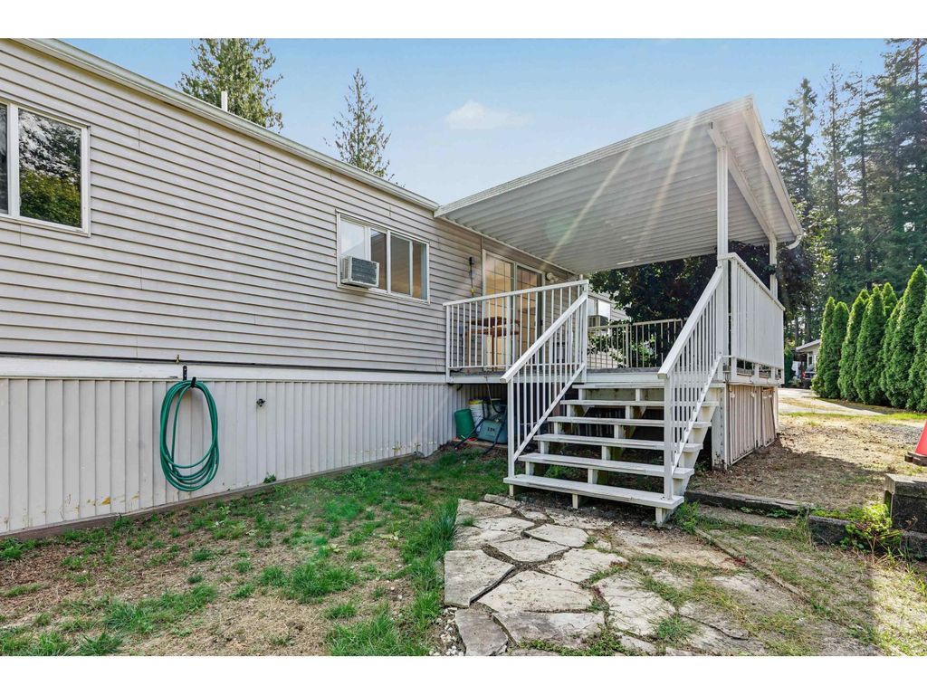 5 2216 Lougheed Highway|mt Woodside, Agassiz