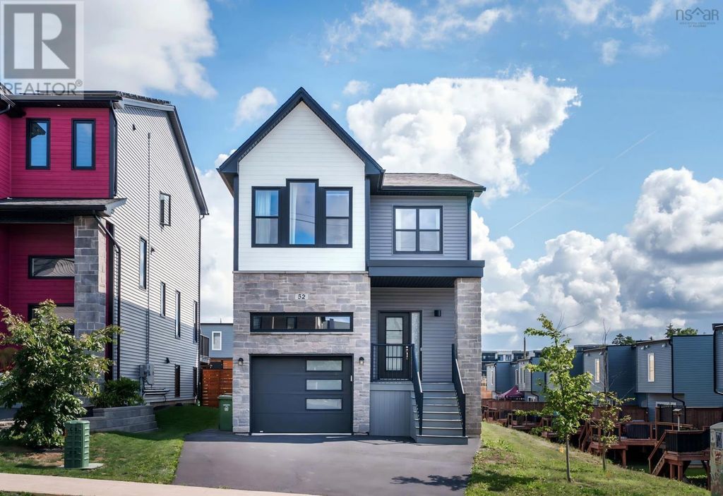 52 Bristolton Avenue, Bedford
