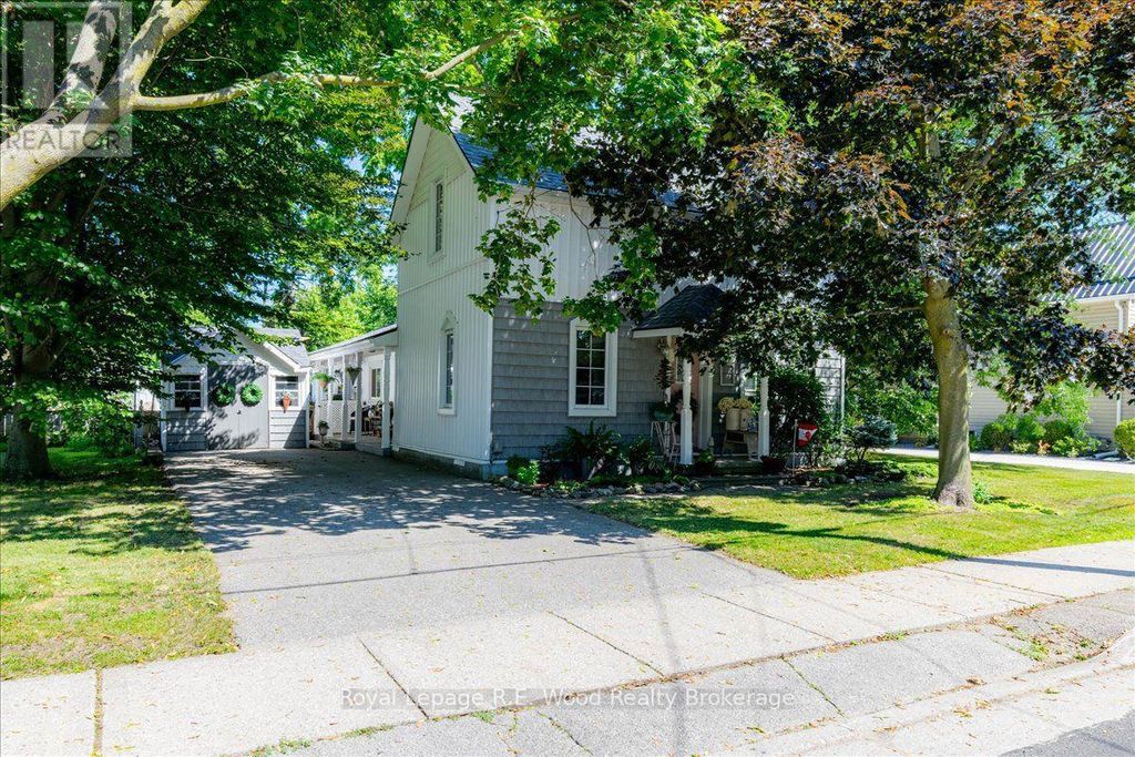 67 Fourth Avenue, Aylmer