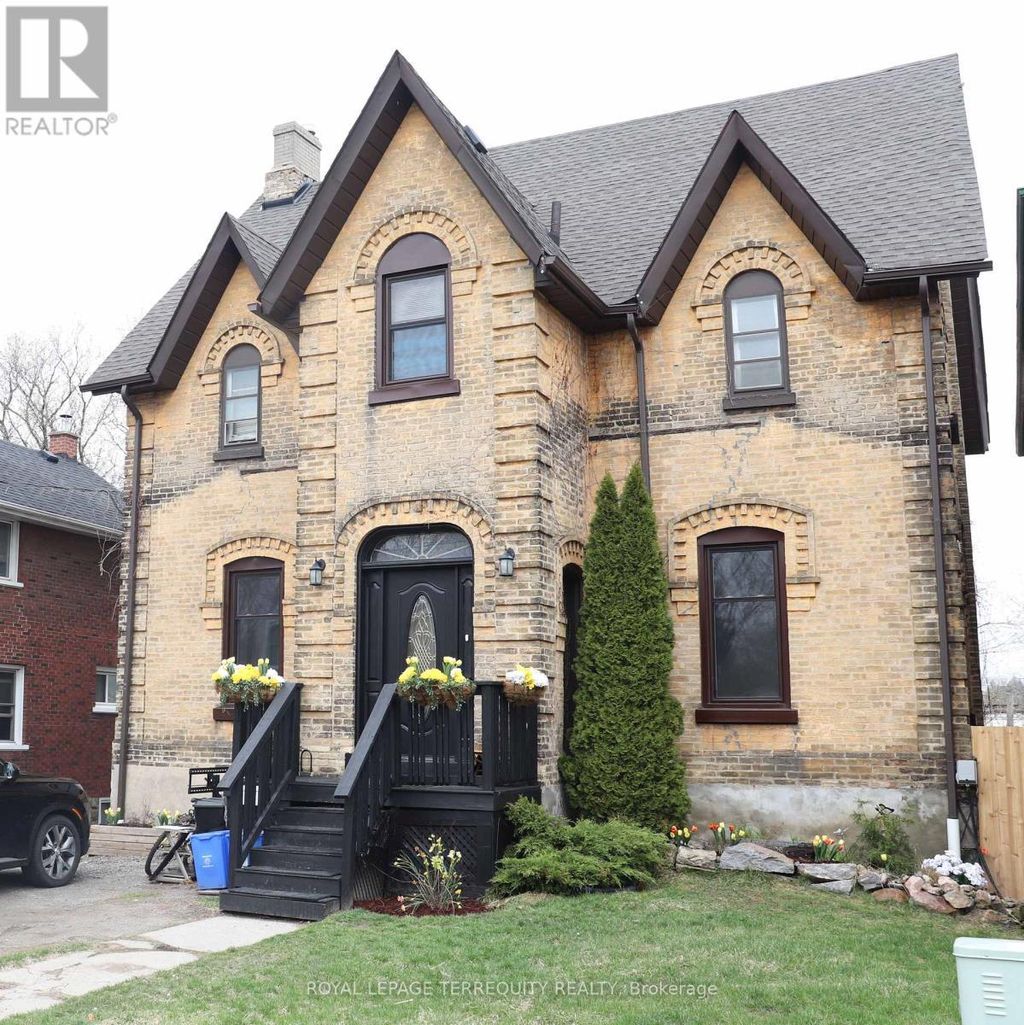 51 Nassau Street, Oshawa (vanier)