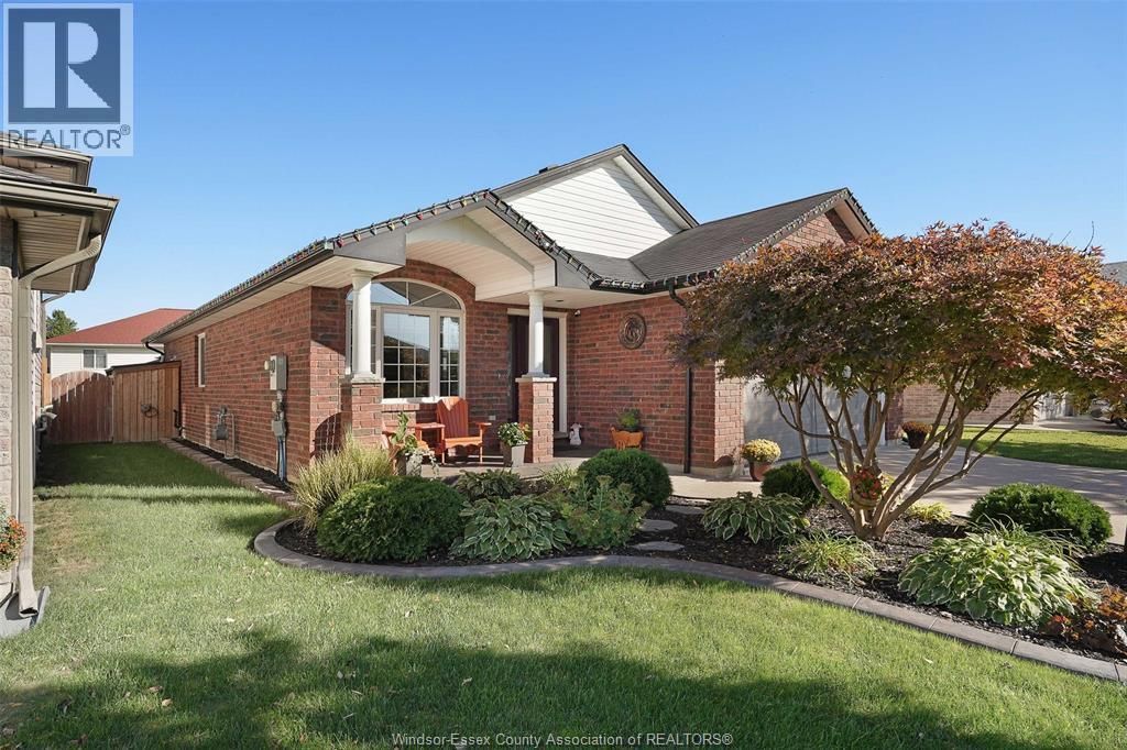 4530 Sassafras, Windsor