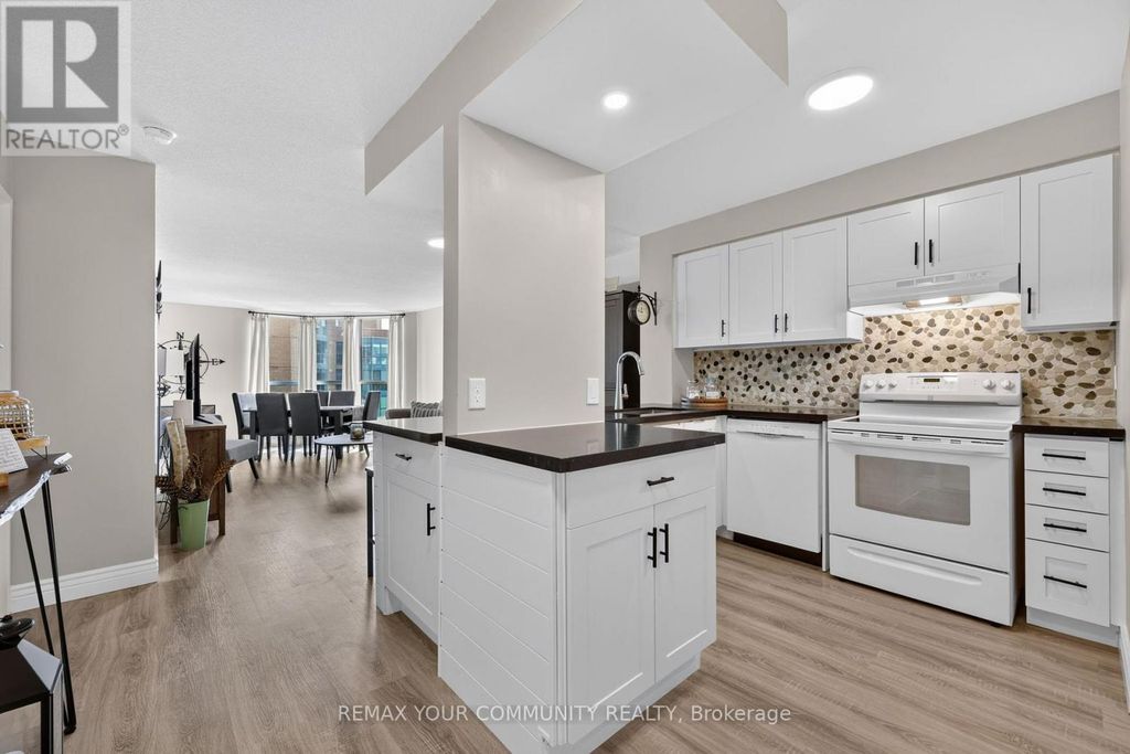 1409 - 140 Dunlop Street E, Barrie (city Centre)