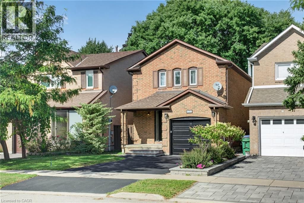 4353 Sawmill Valley Drive, Mississauga