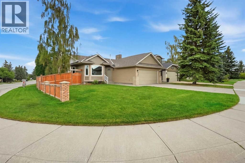 72 Sunlake Road Se, Calgary