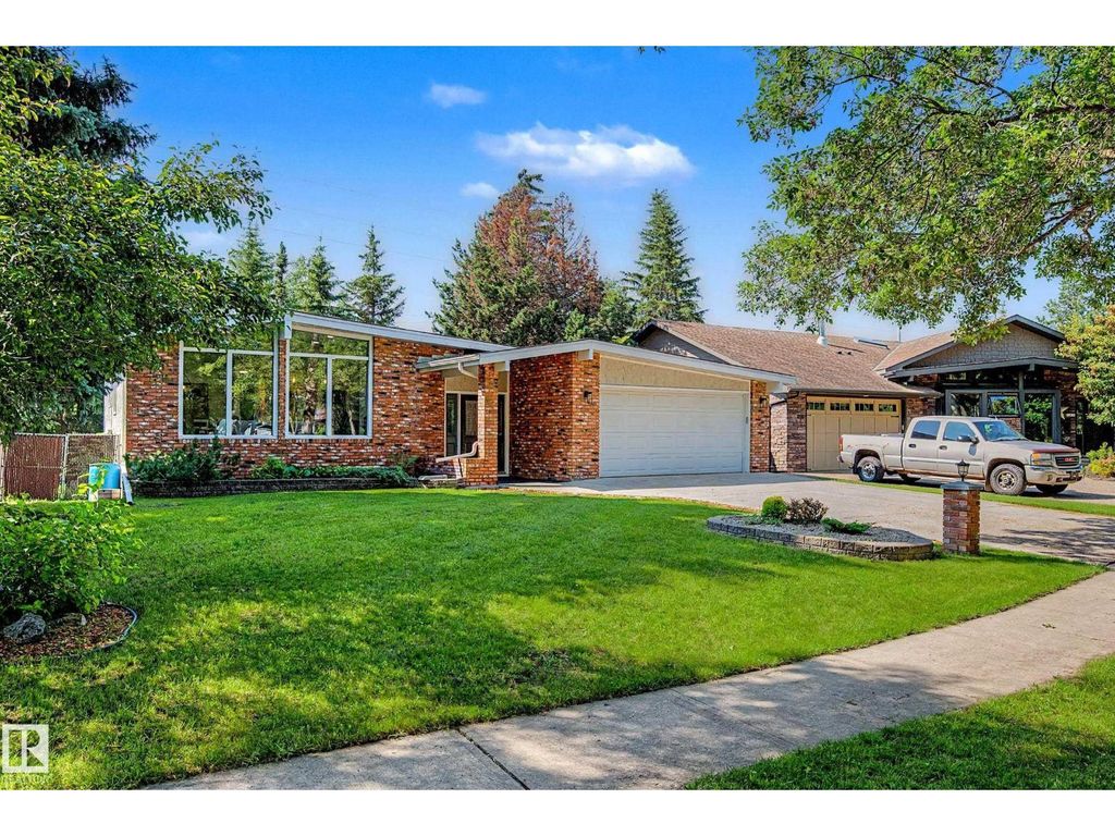 102 Goodridge Dr, St. Albert