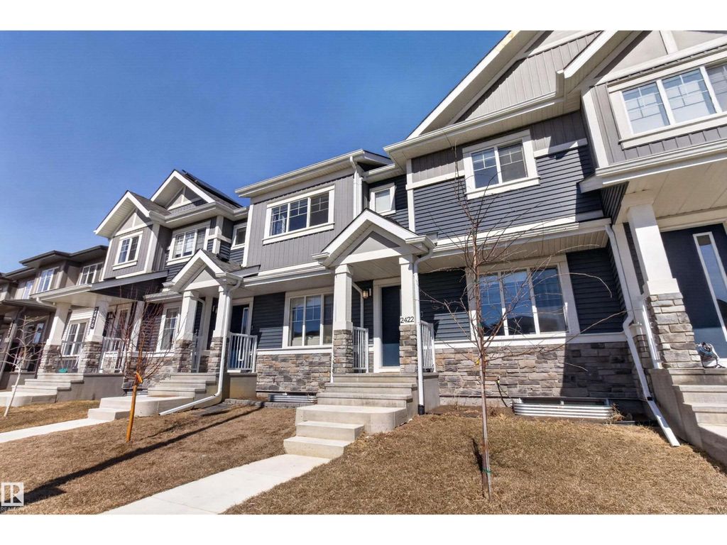 2422 Trumpeter Wy Nw, Edmonton