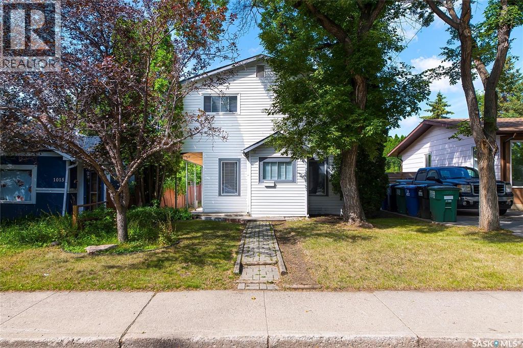 1017 J Avenue N, Saskatoon