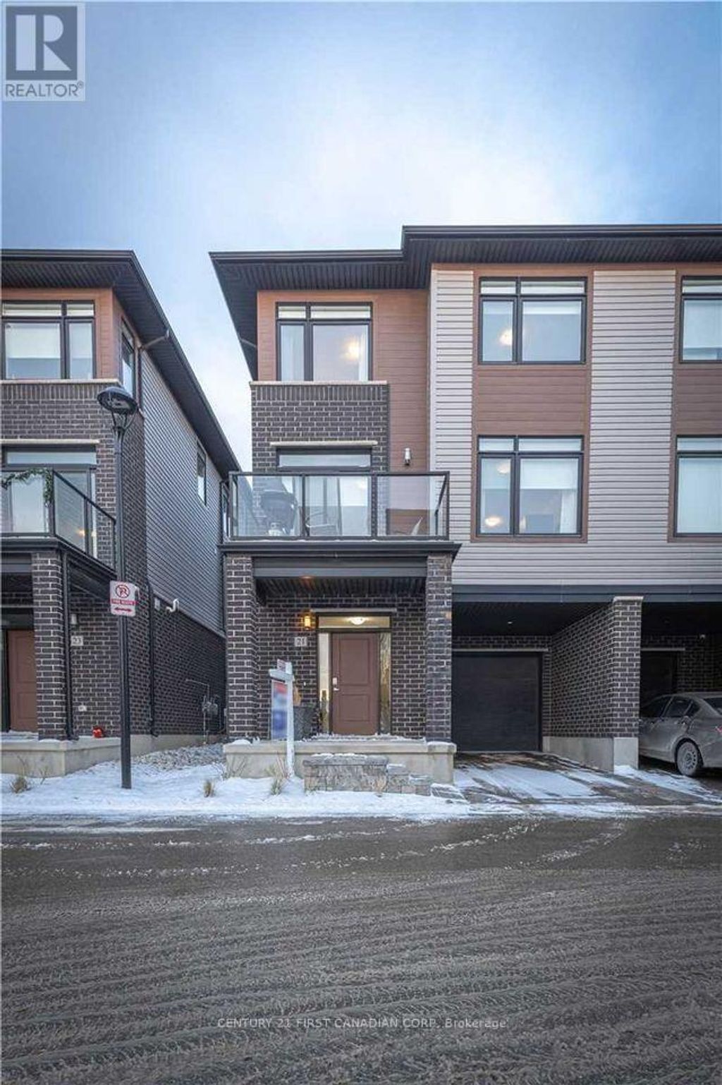21 - 3260 Singleton Avenue, London South (south W)