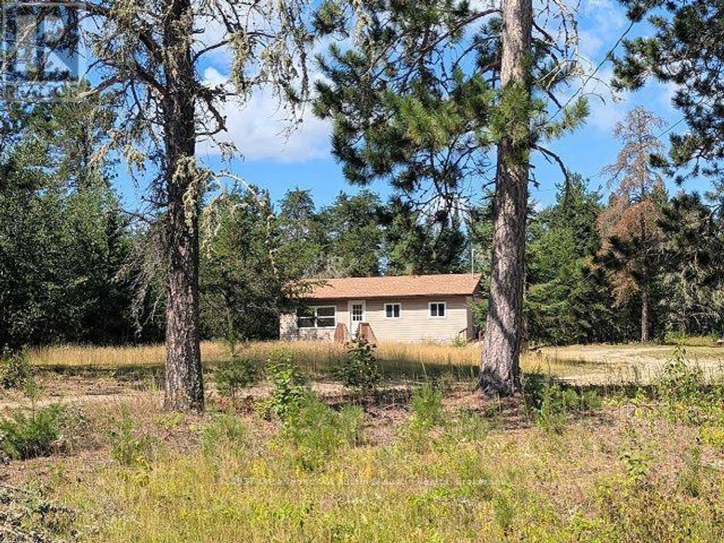 478 105 Highway, Kenora Remote Area (vermilion Bay)