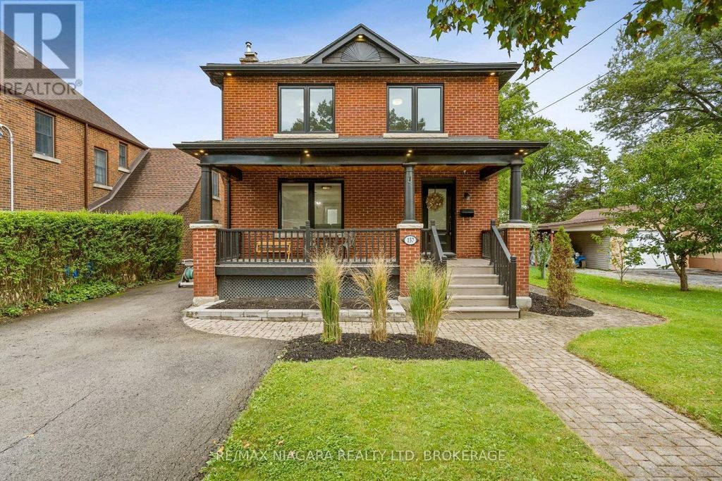 157 Aqueduct Street, Welland (prince Charles)