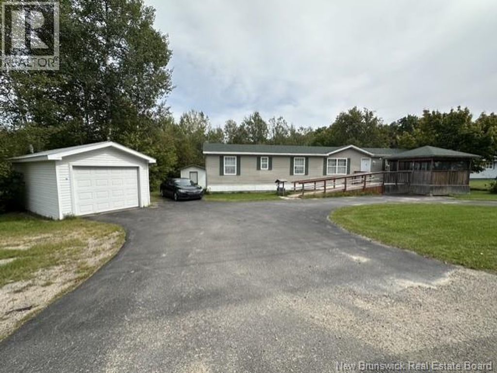8 Holt Road, New Bandon