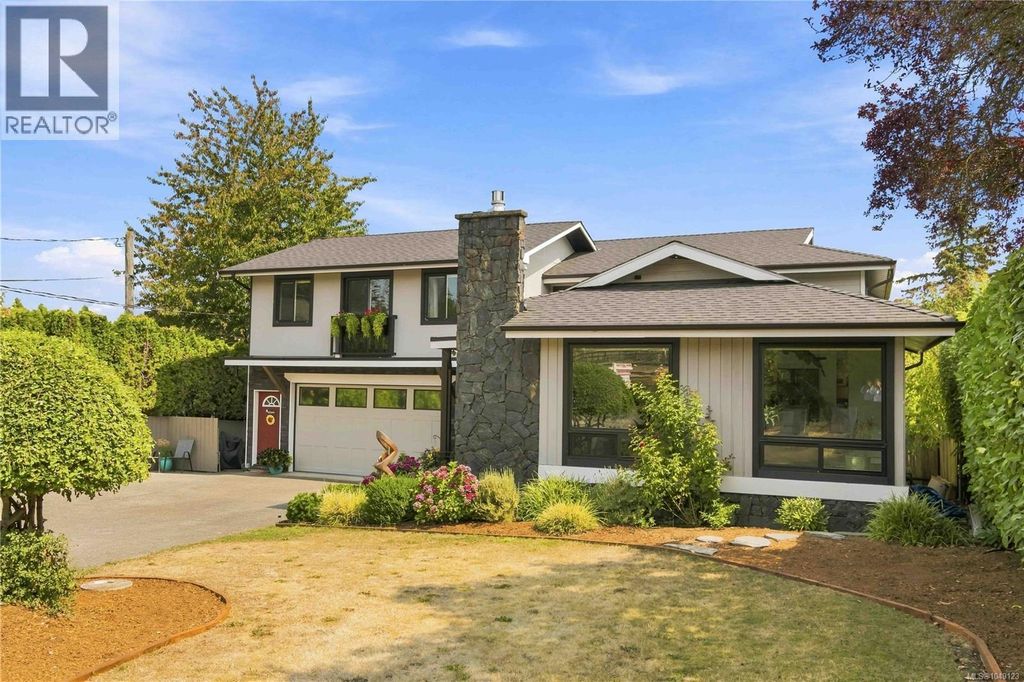 7081 East Saanich Rd, Central Saanich