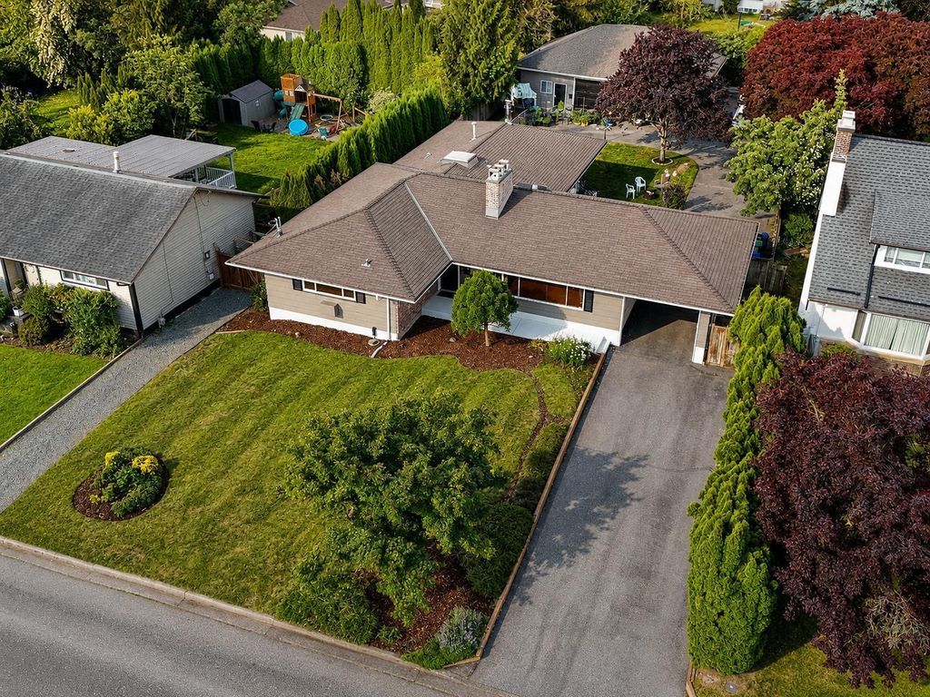9725 Juniper Street|chilliwack Proper East, Chilliwack