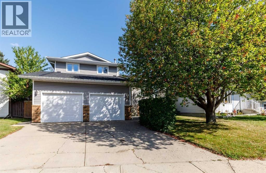 49 Rutledge Crescent E, Red Deer