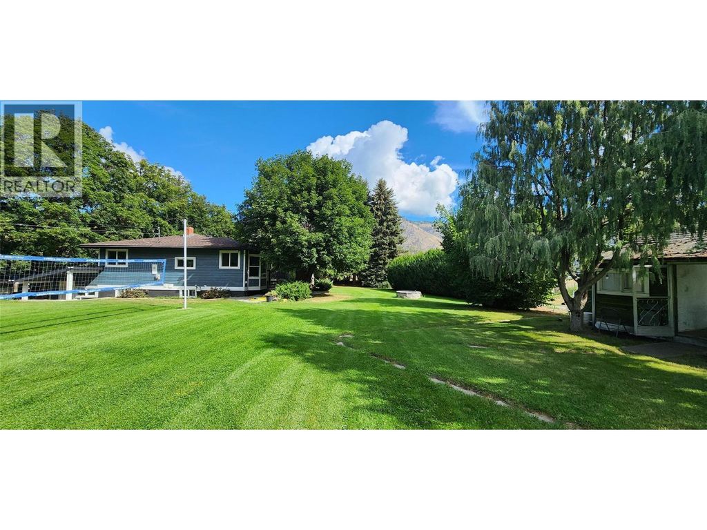 610 Gilpin Road, Grand Forks