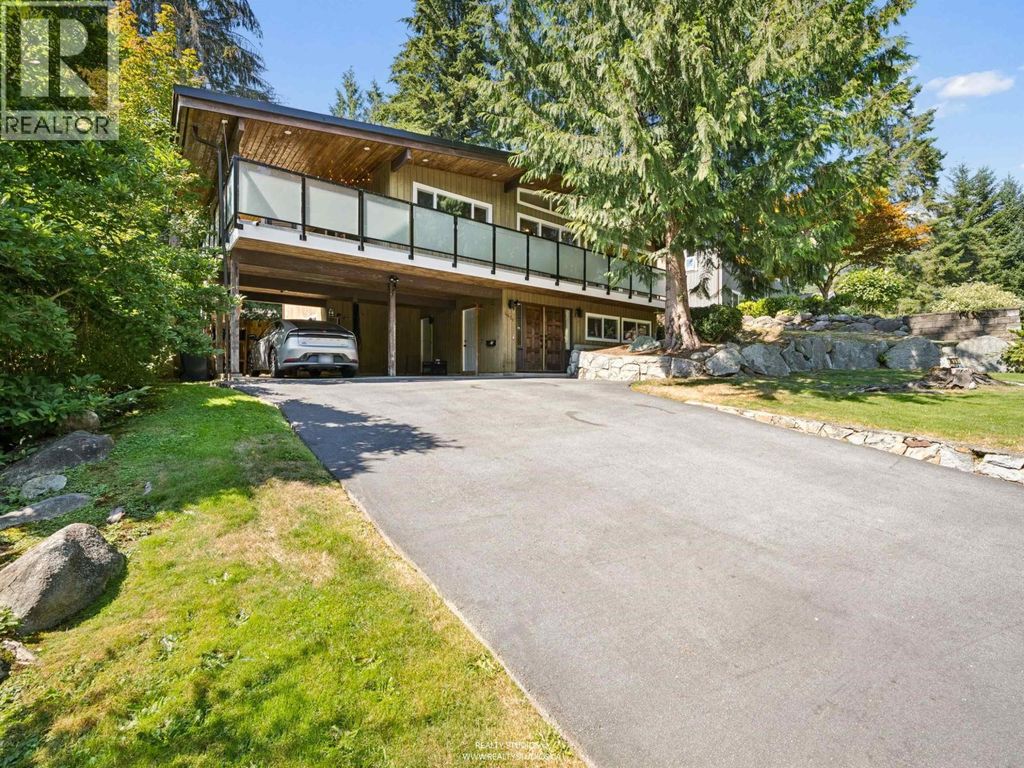 4651 Hoskins Road, North Vancouver