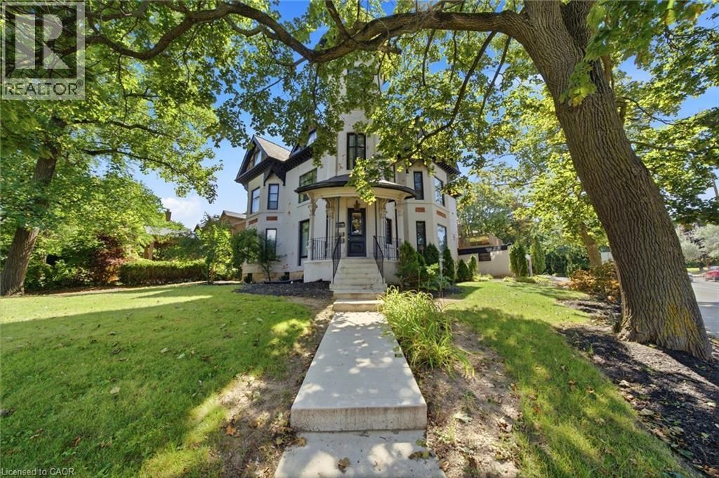 347 Queen Street S, Hamilton