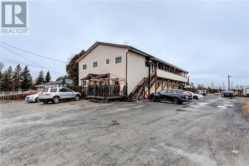2722 Main Street Unit# 4, Blezard Valley