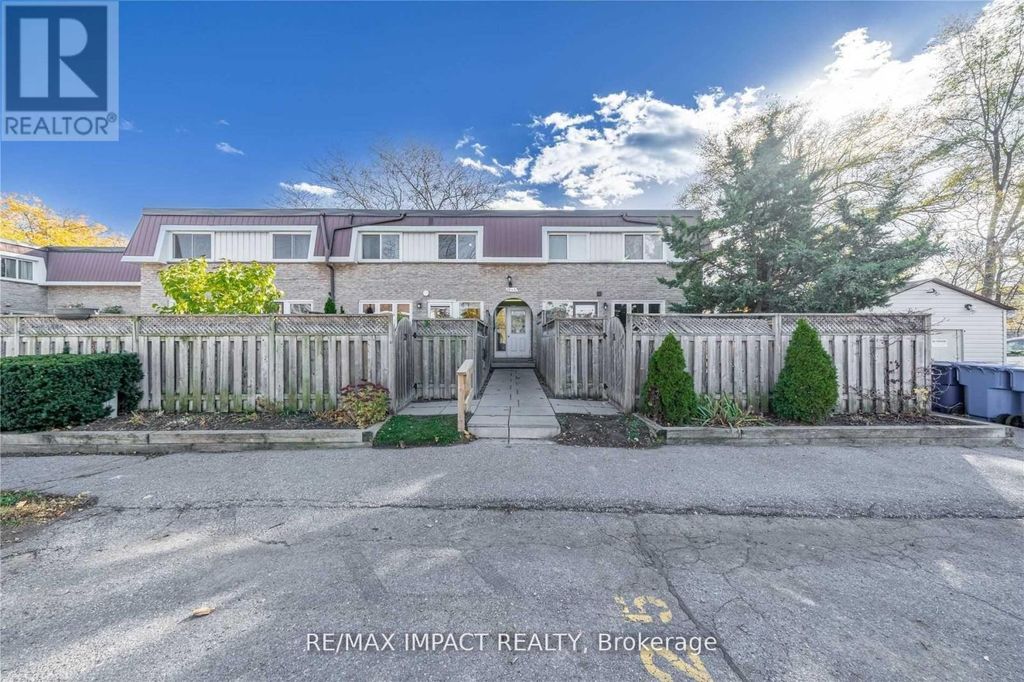 28 - 33 Taunton Road, Oshawa (centennial)