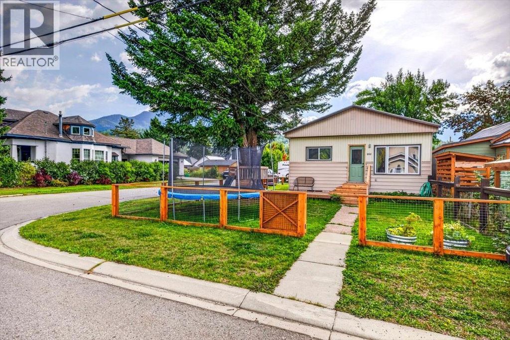 1092 5th Avenue, Fernie