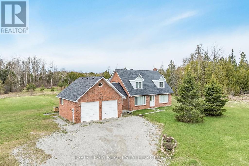 2104 Newton Street, Tay
