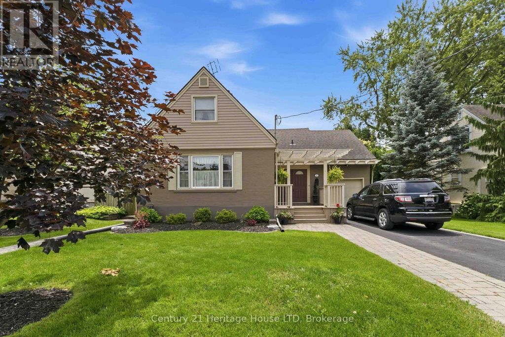 25 Glenview Avenue, Welland (prince Charles)