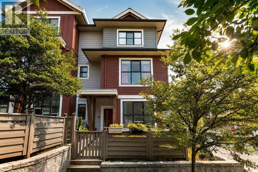 1 13260 236 Street, Maple Ridge