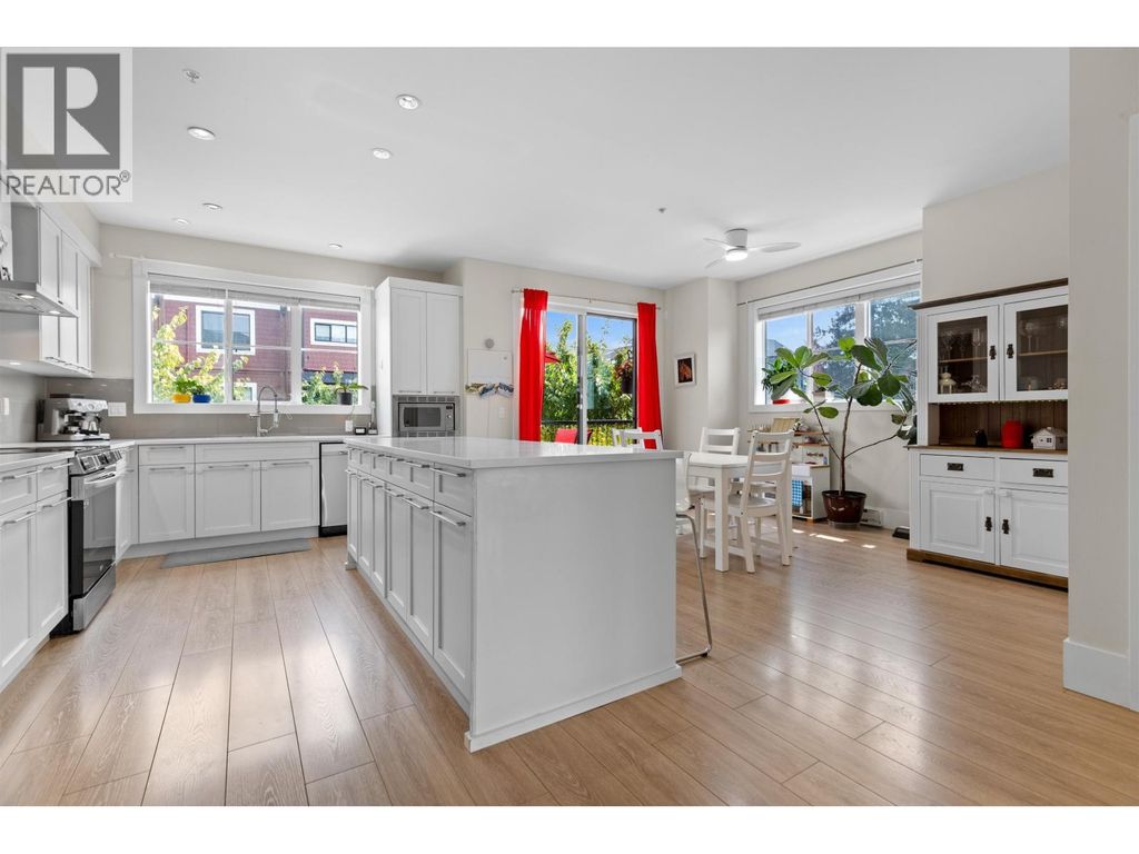 1 13260 236 Street, Maple Ridge