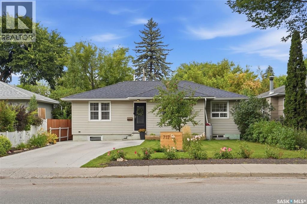 717 Taylor Street E, Saskatoon