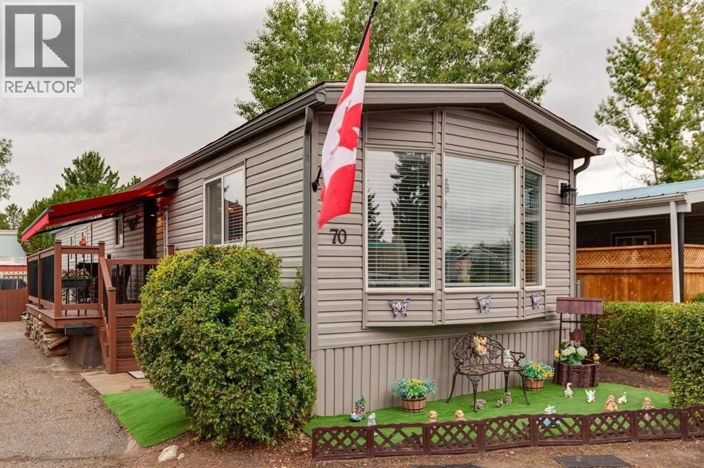 70, 3223 83 Street Nw, Calgary