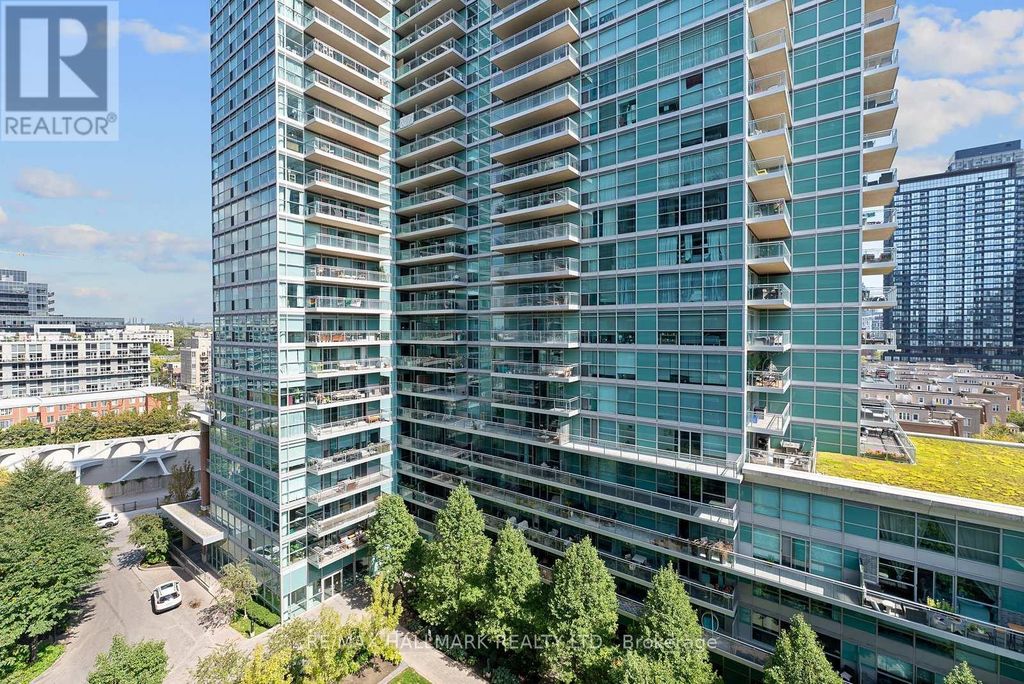 902 - 50 Lynn Williams Street, Toronto (niagara)