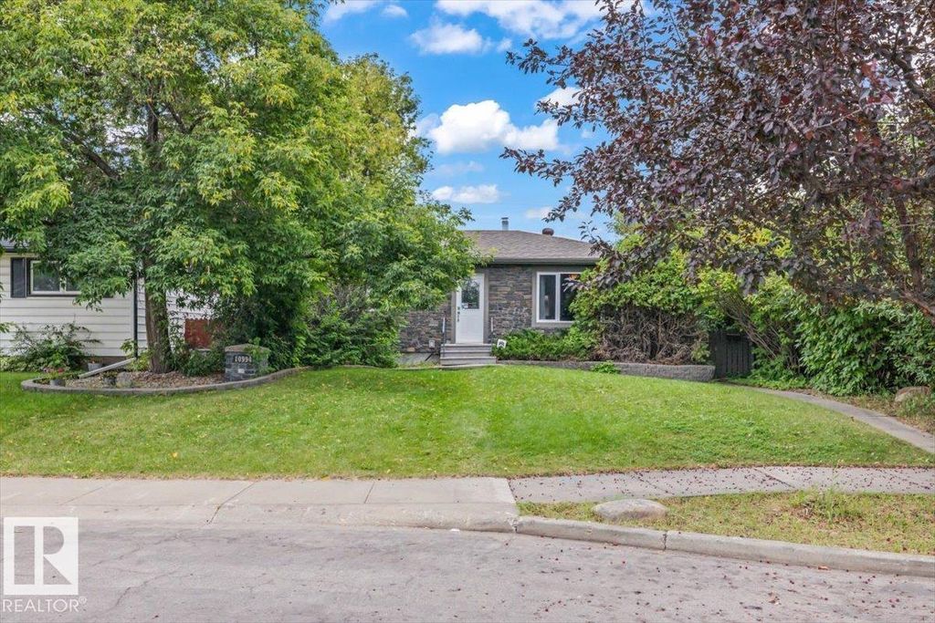 10994 165 St Nw, Edmonton