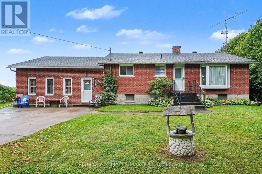 733 Rosedale Road, Montague