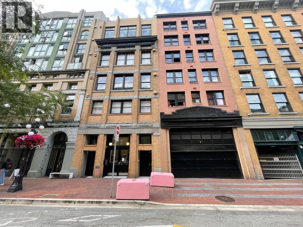 704 27 Alexander Street, Vancouver