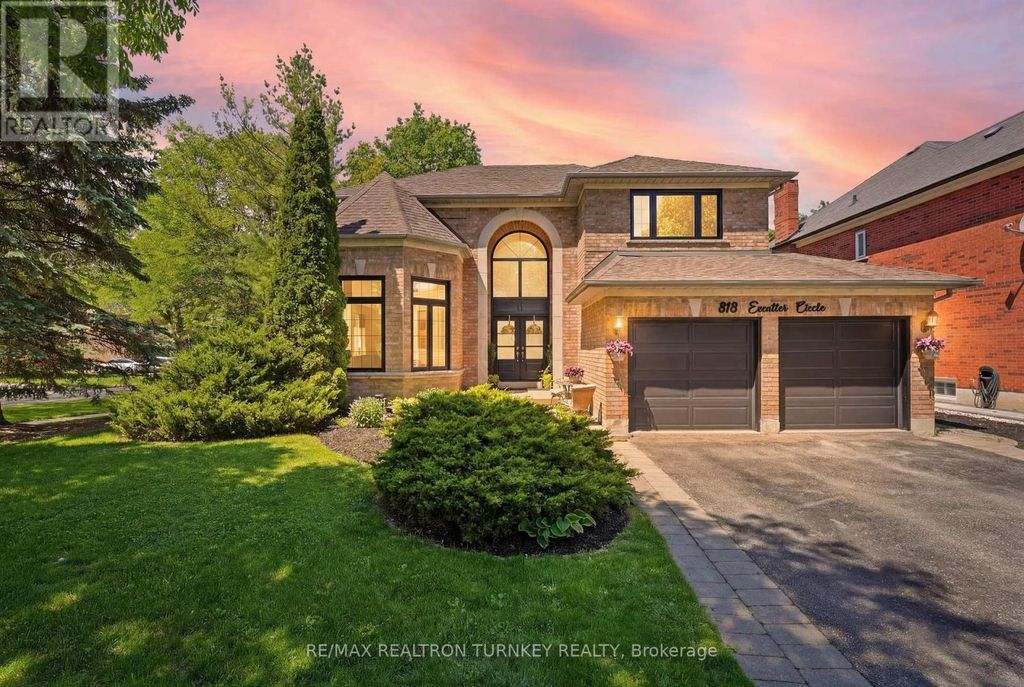 818 Exceller Circle, Newmarket (stonehaven-Wyndham)