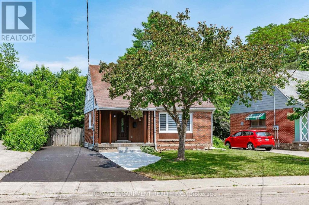 723 Hager Avenue, Burlington (brant)