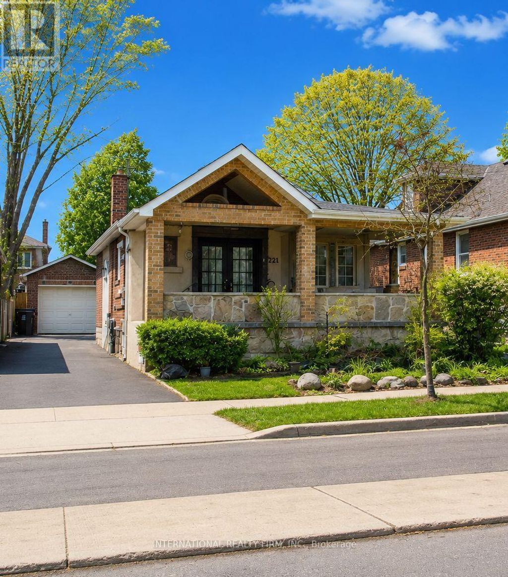 221 Church Street, Toronto (weston)